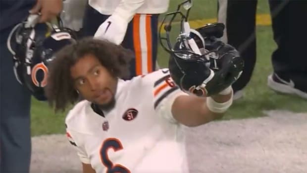 Chicago Bears DB Kyler Gordon’s helmet was broken in Week 12 vs. Vikings